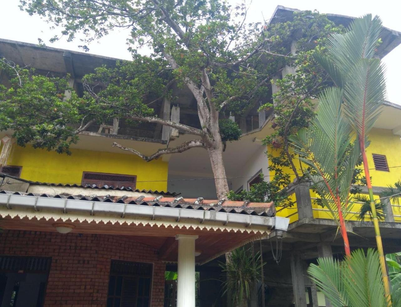 Yellowappartments Hikkaduwa Exterior photo